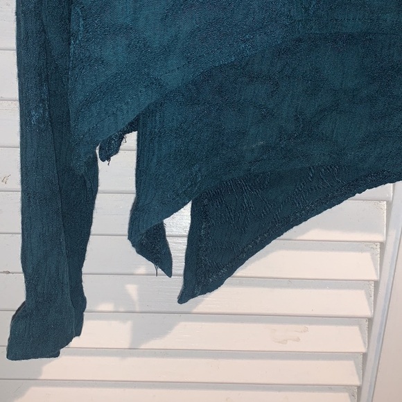 Molly Malloy Vintage Green textured Crop long sleeve blouse Size 6 - Picture 9 of 9